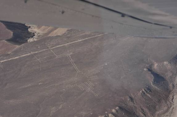 O 'Colibri', desenhado no deserto de Nazca - Peru